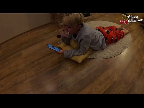 ❤️ Skør blondine suger kæmpe pik og hopper på den - analsex Super porno at da.xxxnd-com.ru ☑